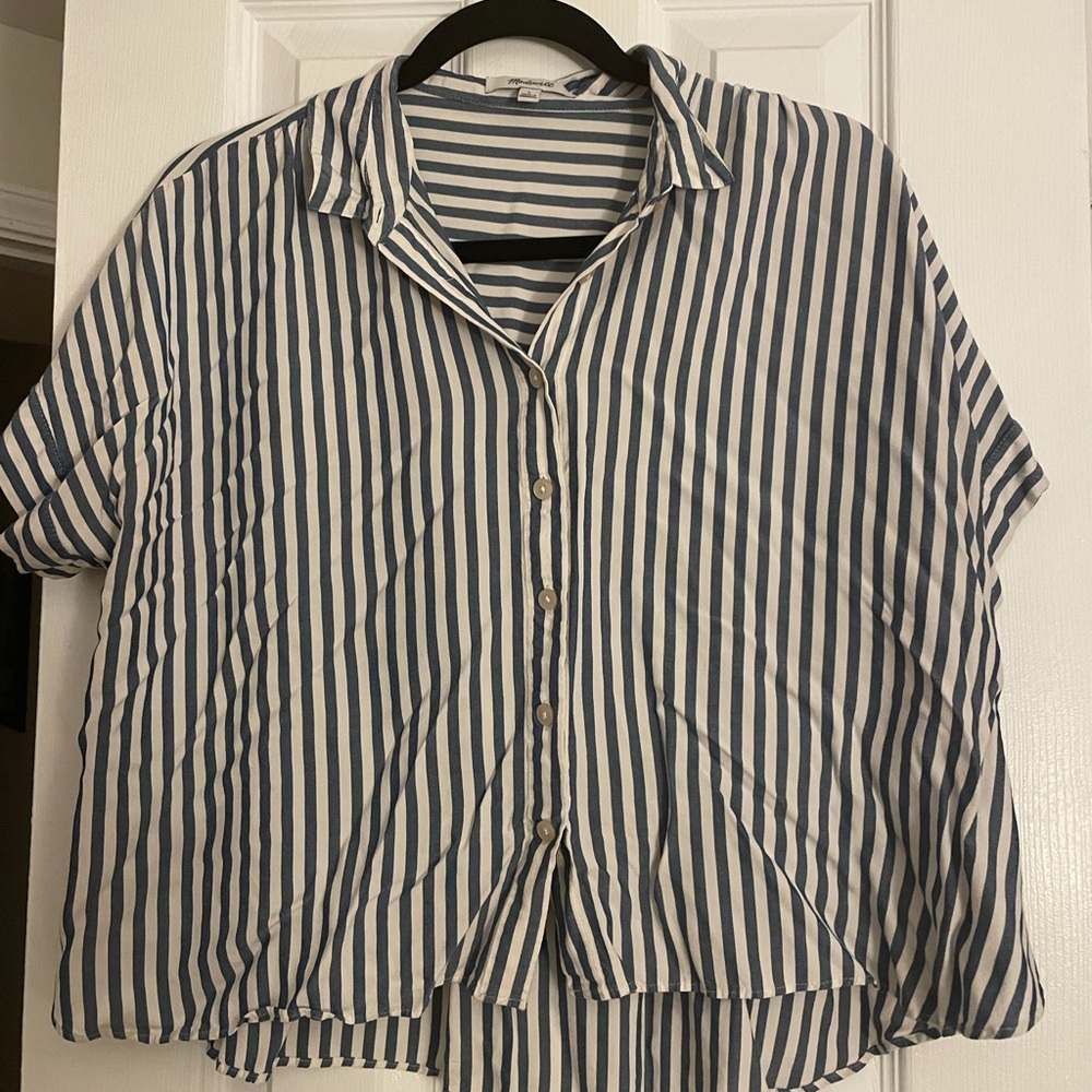 Madewell shortsleeved button down collar shirt